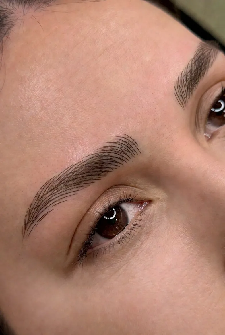 Hairstroke Augenbrauen